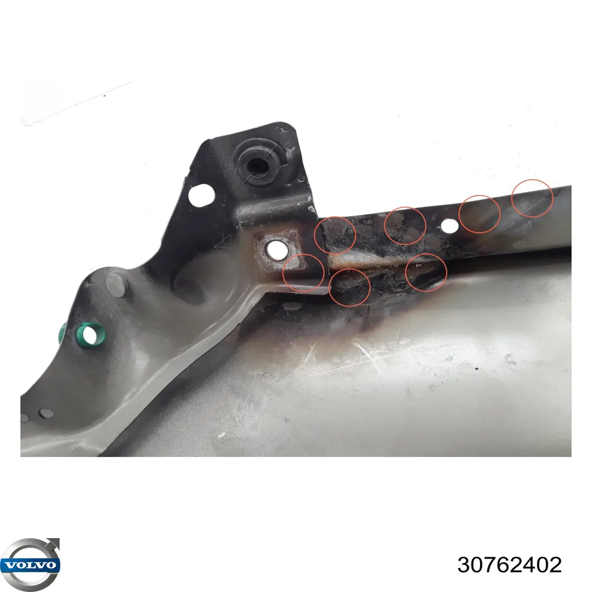 30762402 Volvo Pára-lama dianteiro direito