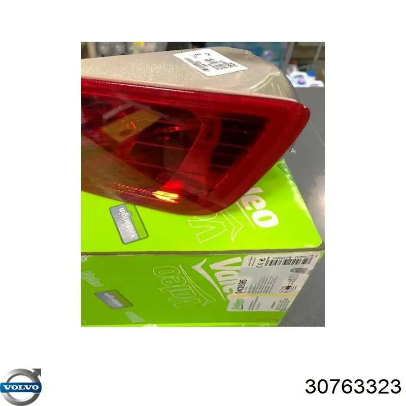 Lanterna de nevoeiro traseira direita Volvo 30763323 preço, a partir de 68,54 USD