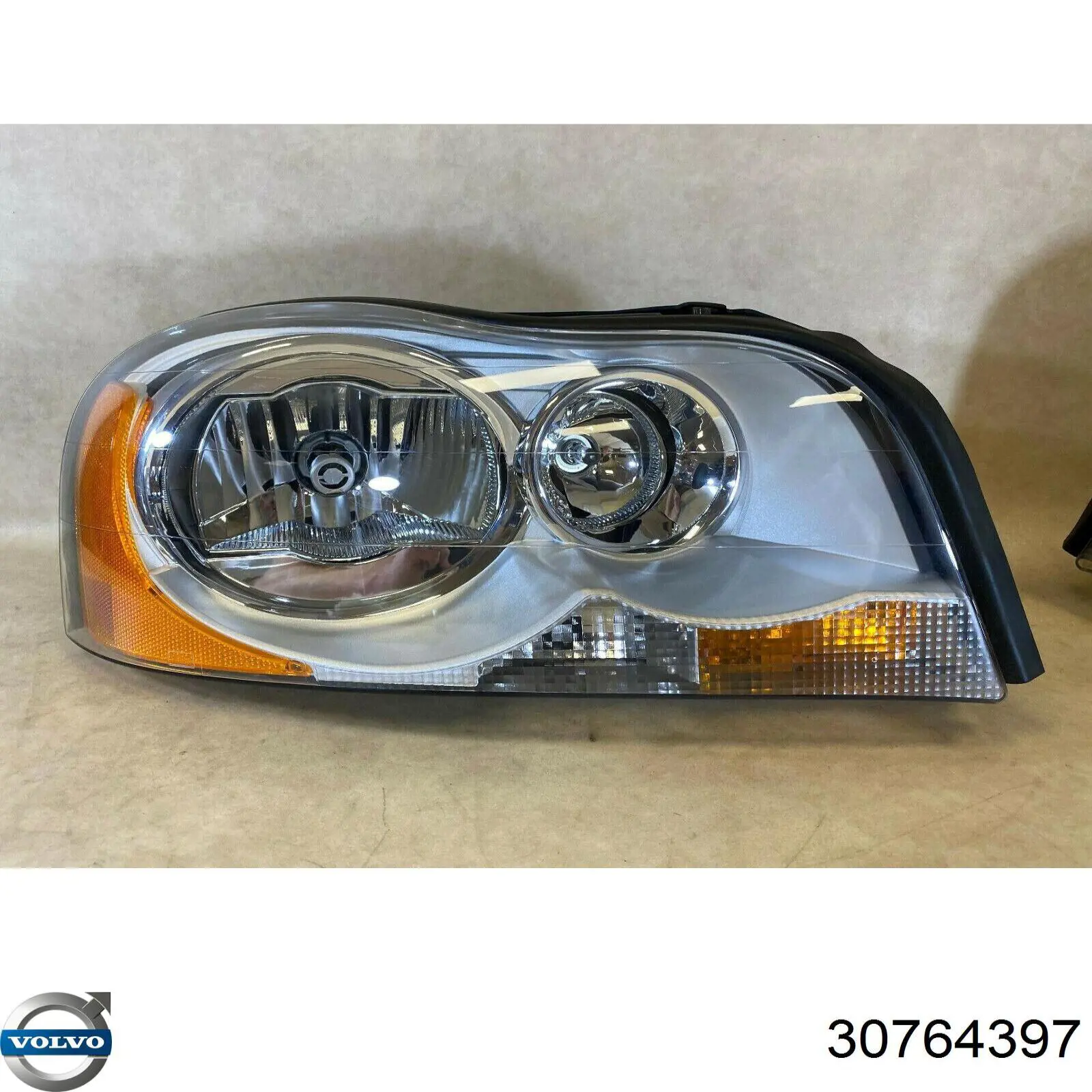 Luz esquerda Volvo 30764397 preço, a partir de 204,67 USD