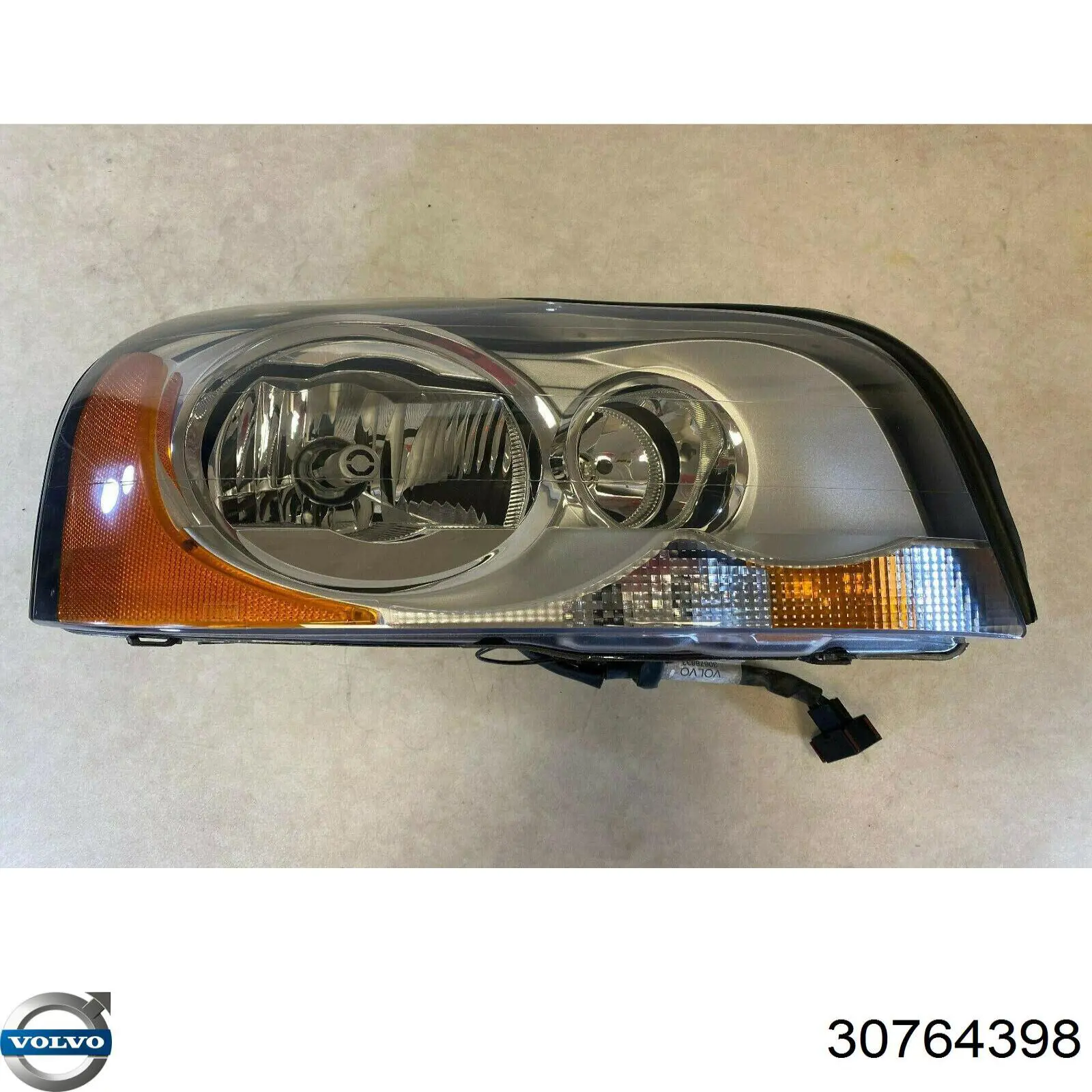 Luz direita Volvo 30764398 preço, a partir de 311,57 USD