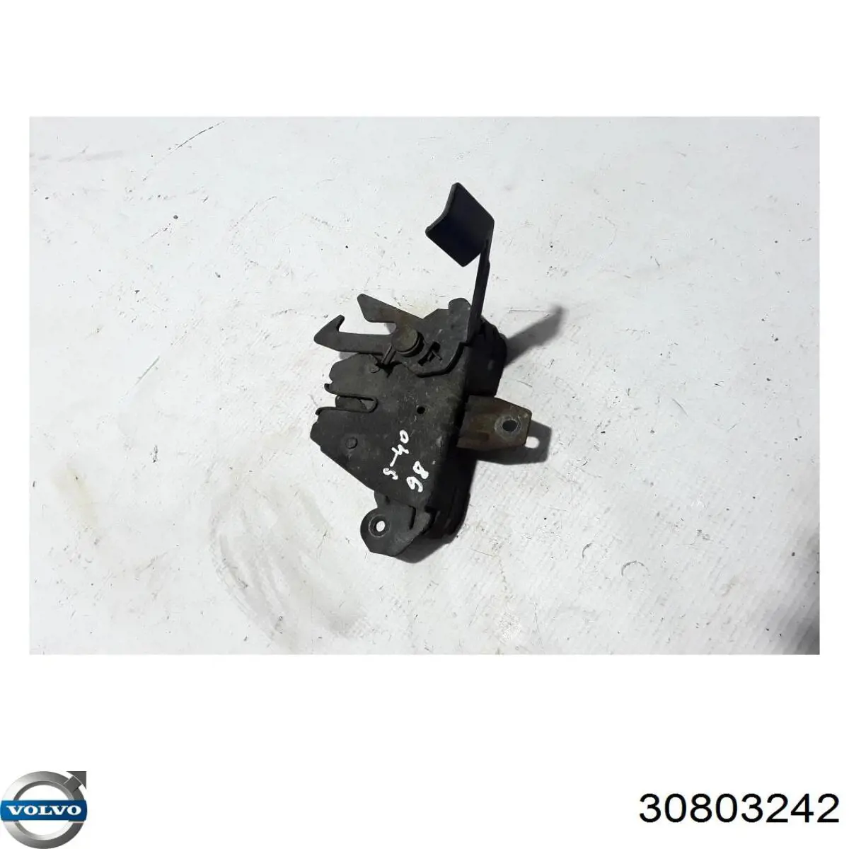 Fecho da capota Volvo 30803242 preço, a partir de 56,18 USD