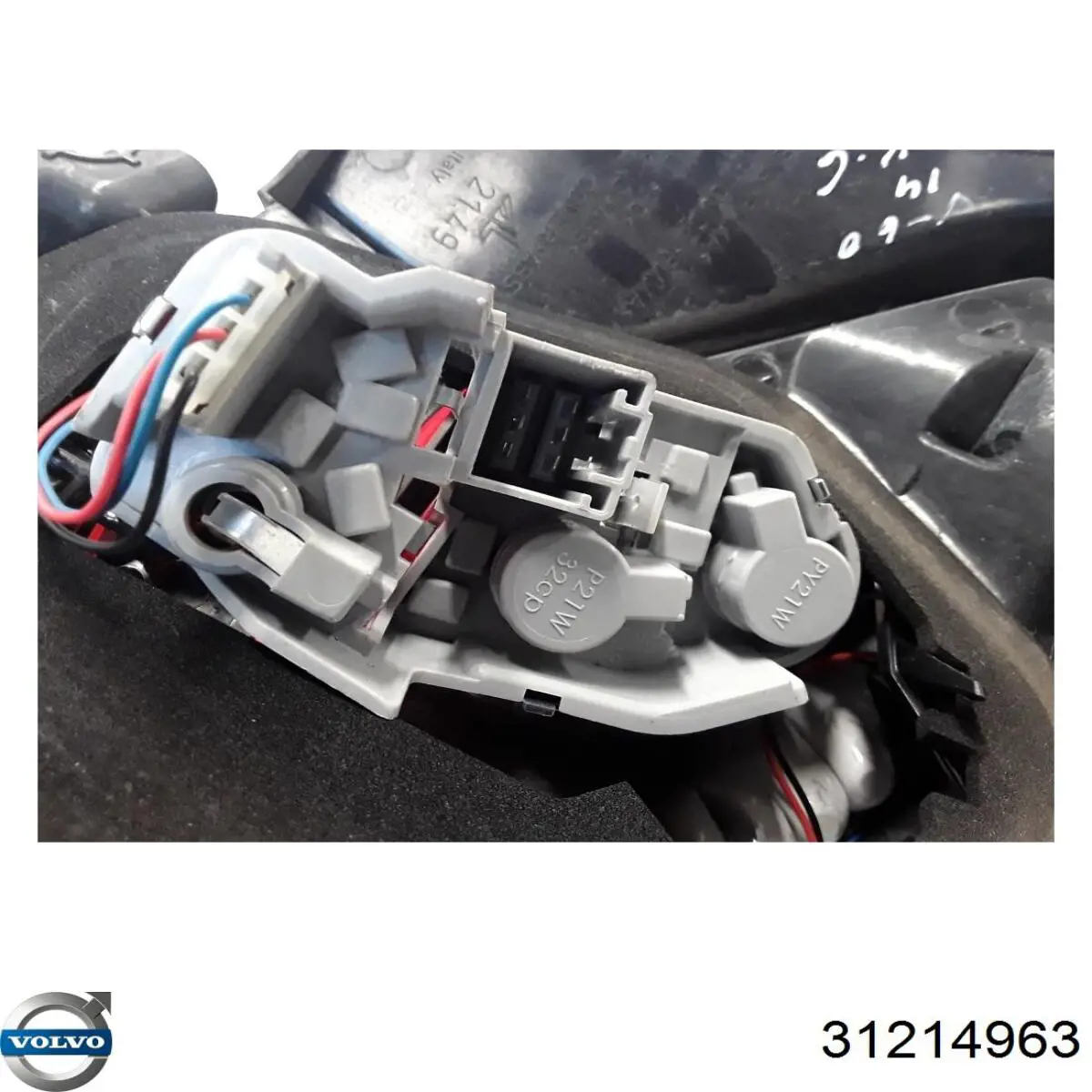 Compre 31214963 Volvo Lanterna traseira esquerda