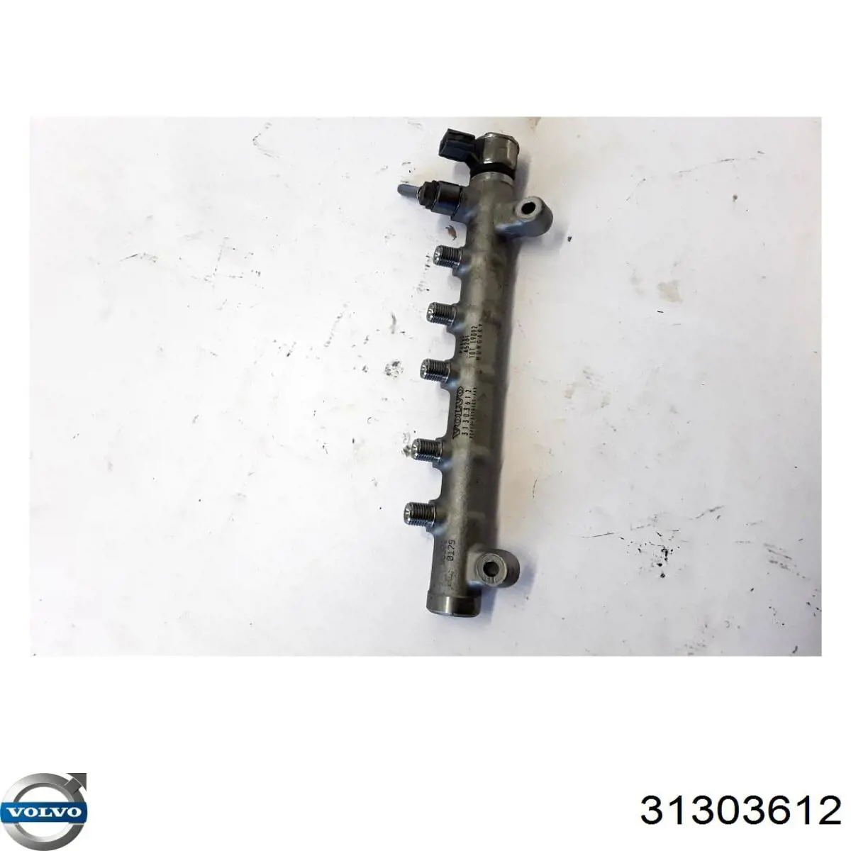 Compre 31303612 Volvo Distribuidor de combustível (rampa)