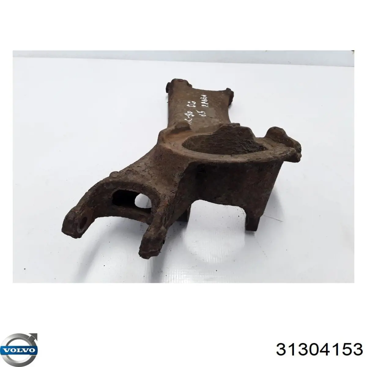 Braço oscilante inferior direito de suspensão traseira Volvo 31304153 preço, a partir de 95,34 USD