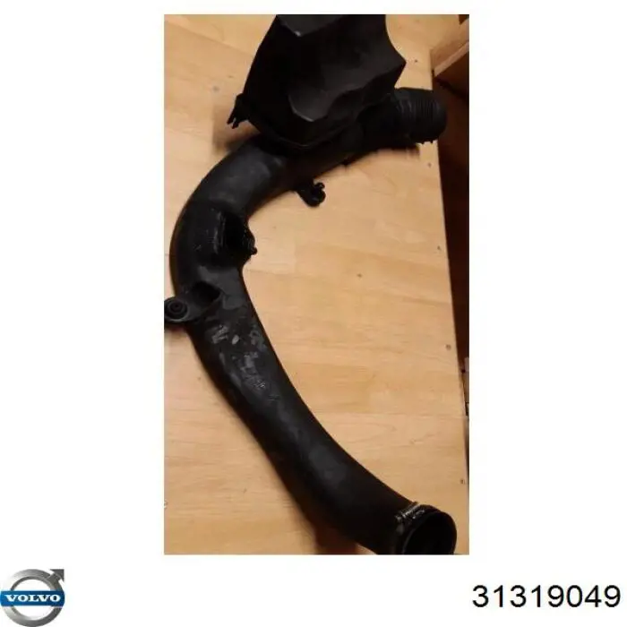 31319049 Volvo Cano derivado de ar, saída de filtro de ar