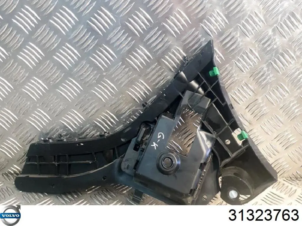 Compre 31323763 Volvo Consola esquerda do pára-choque traseiro externo