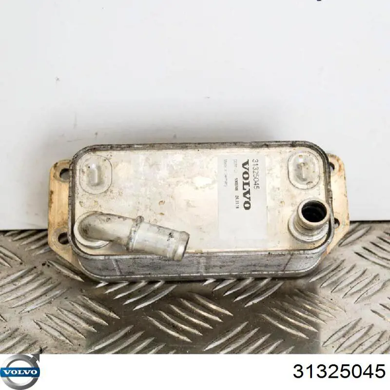 Radiador de óleo Volvo 31325045 preço, a partir de 78,32 USD