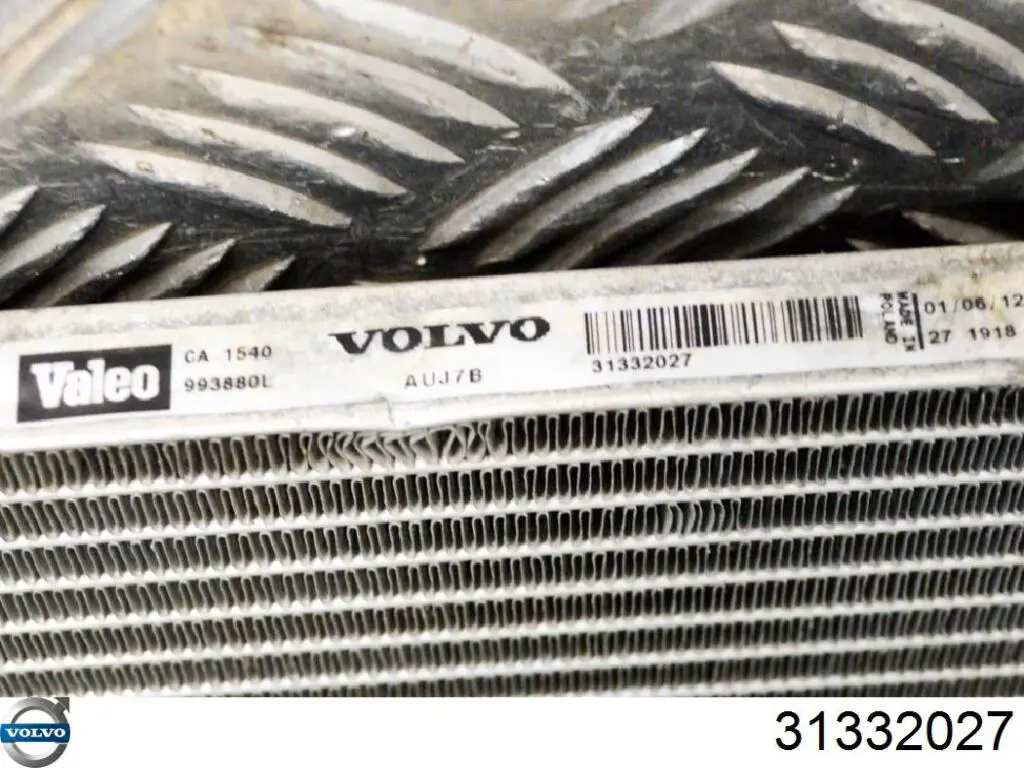 Radiador de aparelho de ar condicionado Volvo 31332027