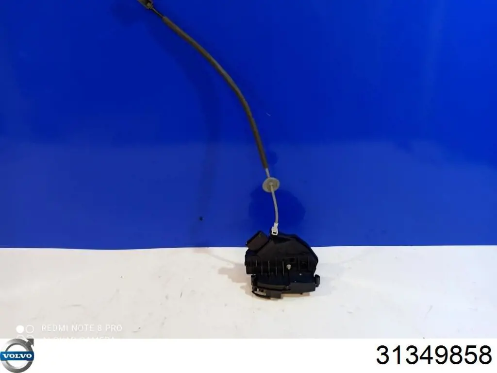 Compre 31301737 Volvo Fecho da porta dianteira esquerda