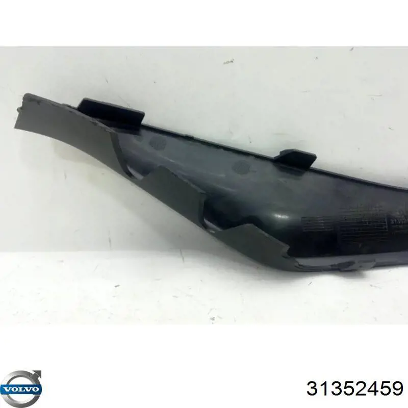 Compre 31352459 Volvo Placa sobreposta direita do pára-choque dianteiro