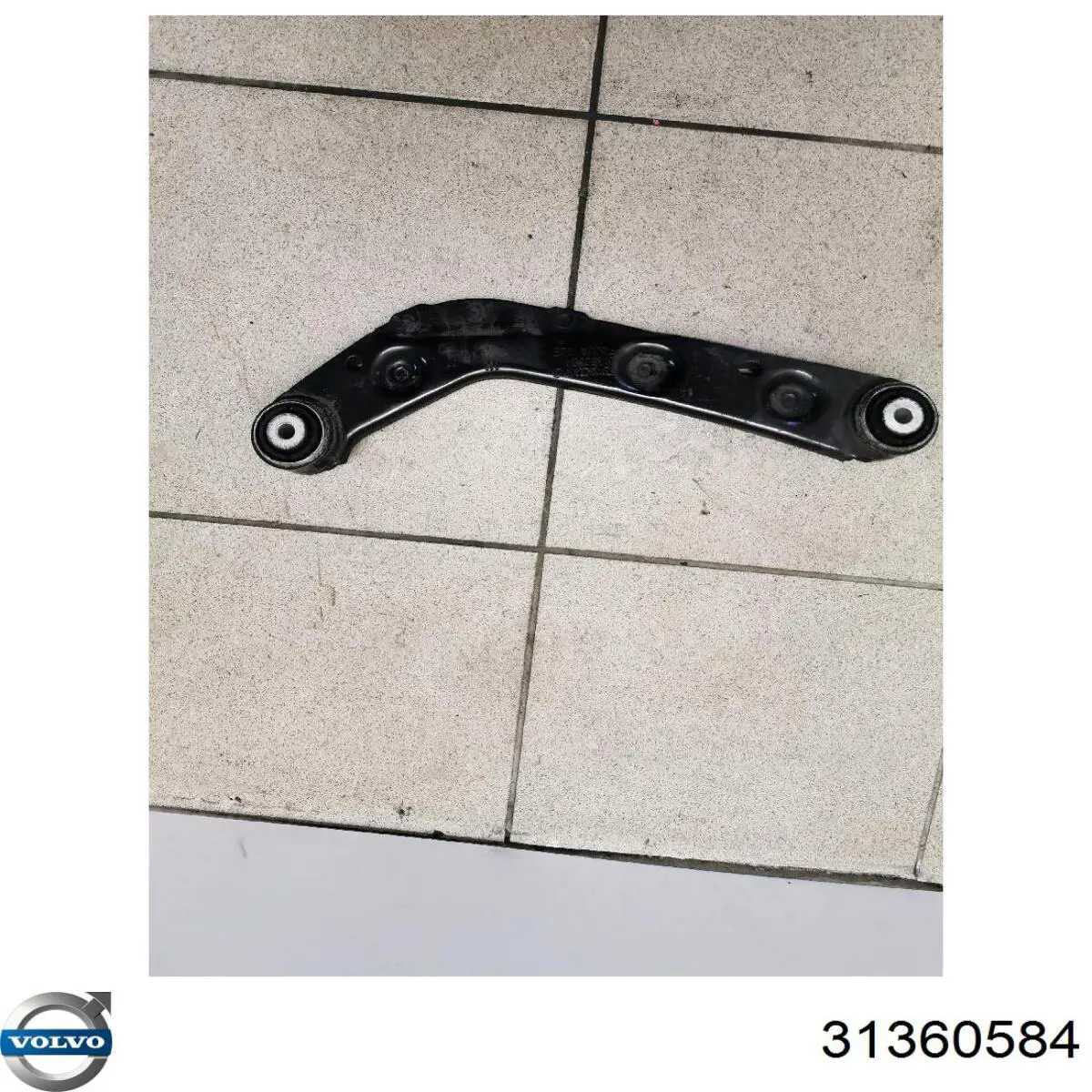 Braço oscilante superior esquerdo/direito de suspensão traseira 31360584 Volvo