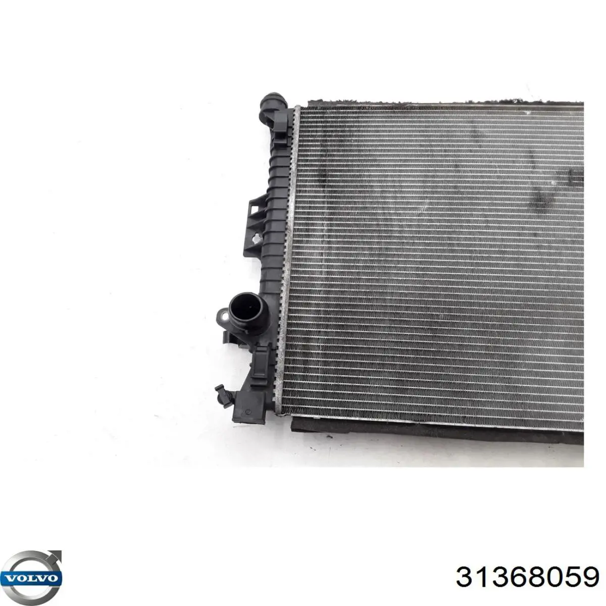Radiador de esfriamento de motor Volvo 31368059 preço, a partir de 107,48 USD