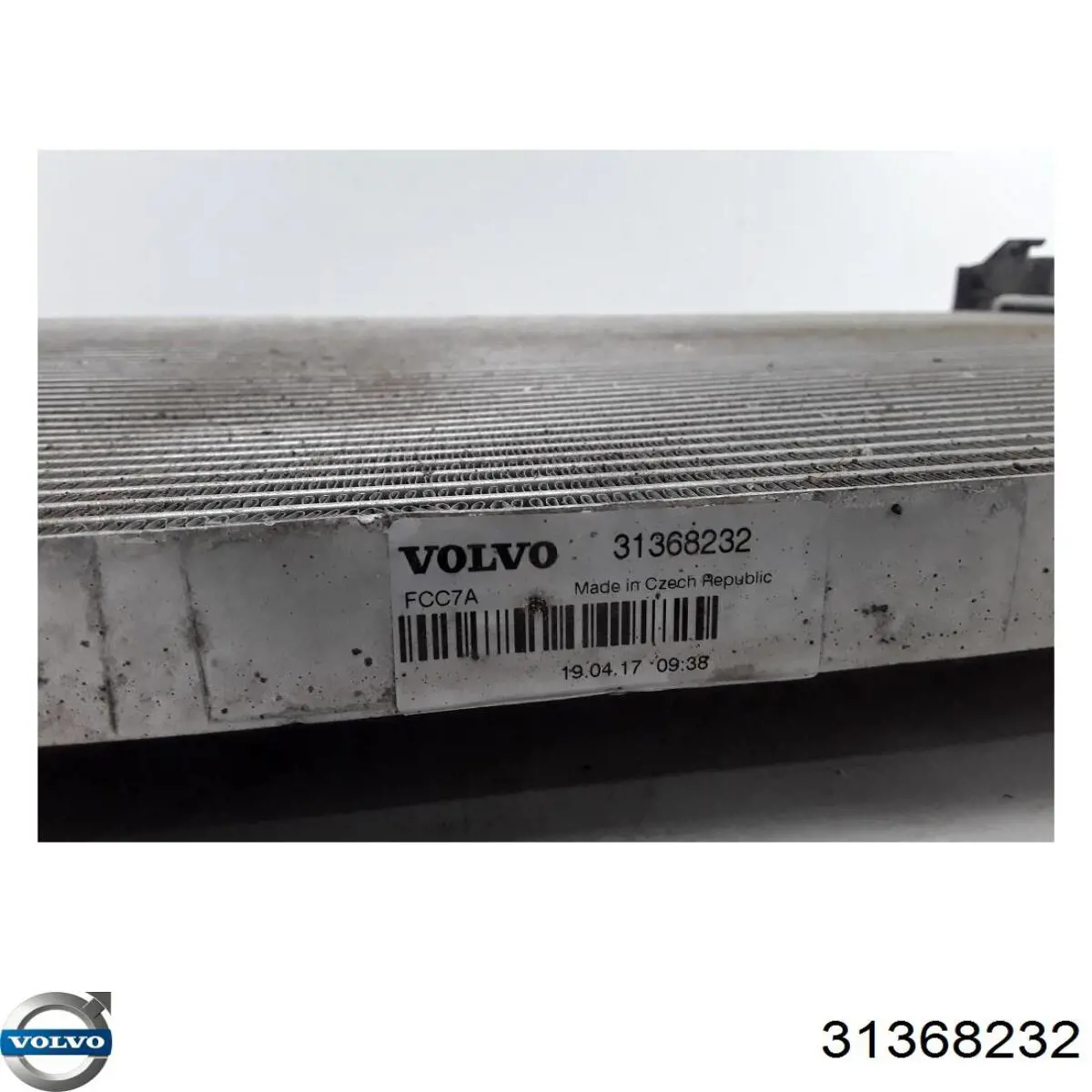 Compre 31368232 Volvo Radiador de esfriamento de motor