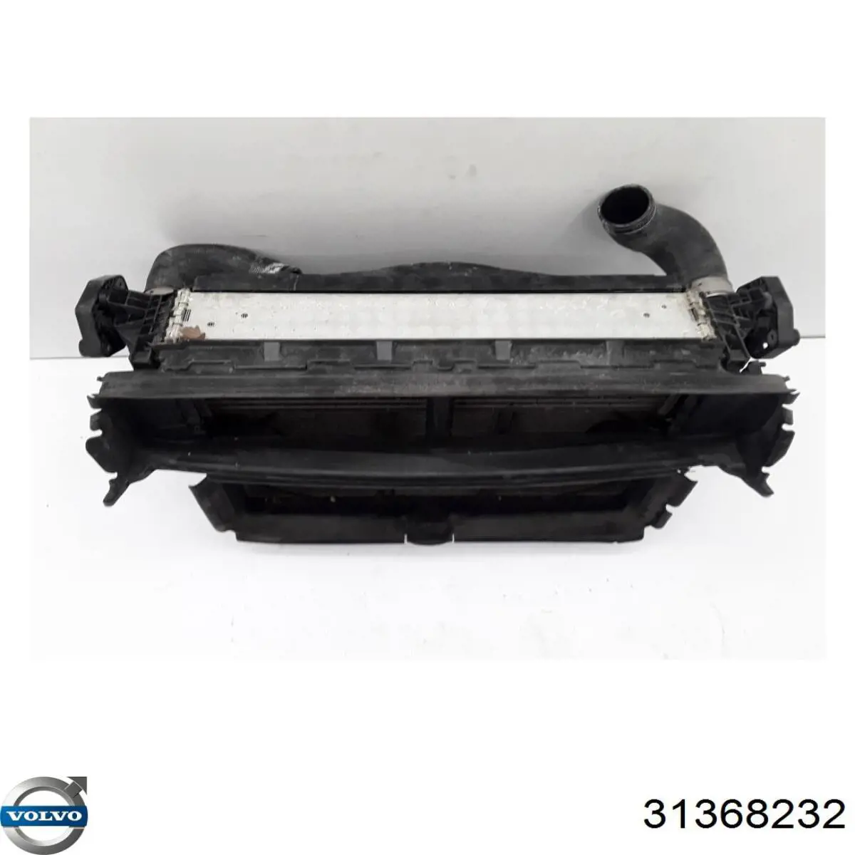 Radiador de esfriamento de motor Volvo 31368232