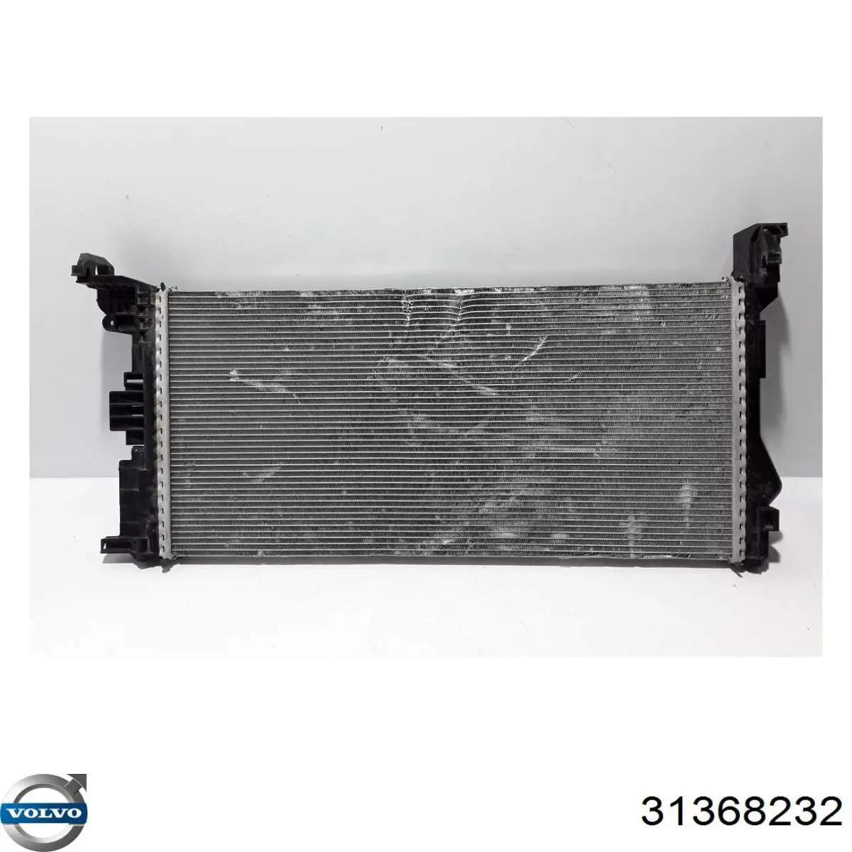 Radiador de esfriamento de motor Volvo 32252295 preço, a partir de 209,42 USD