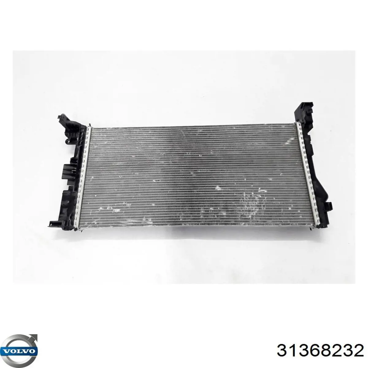 Radiador de esfriamento de motor Volvo 32252295