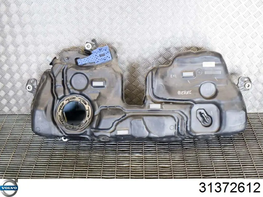 Compre 31372612 Volvo Tanque de combustível