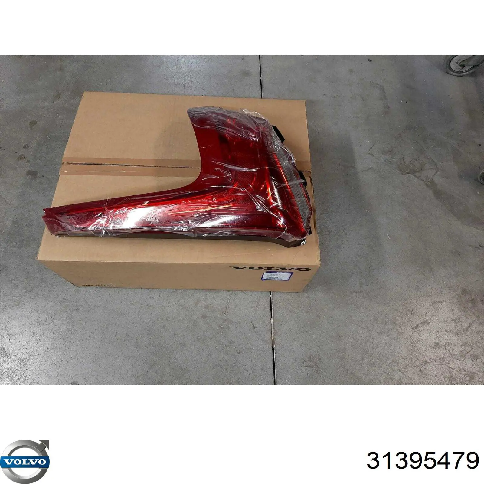 31395479 Volvo Lanterna traseira direita
