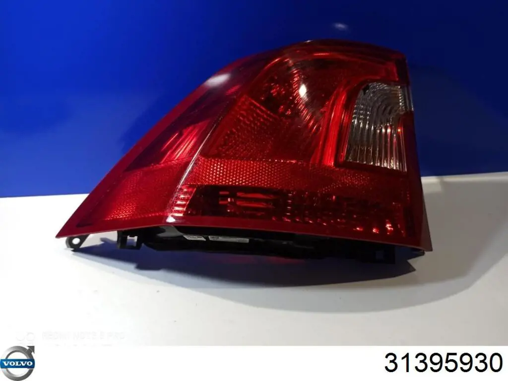 Compre 31395930 Volvo Lanterna traseira esquerda externa