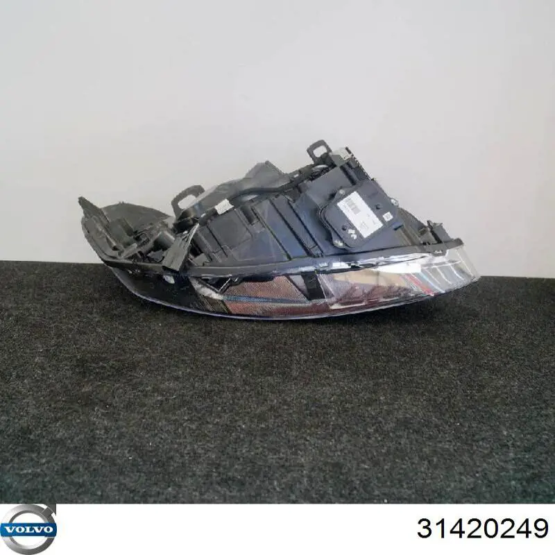 Compre 31420249 Volvo Luz esquerda