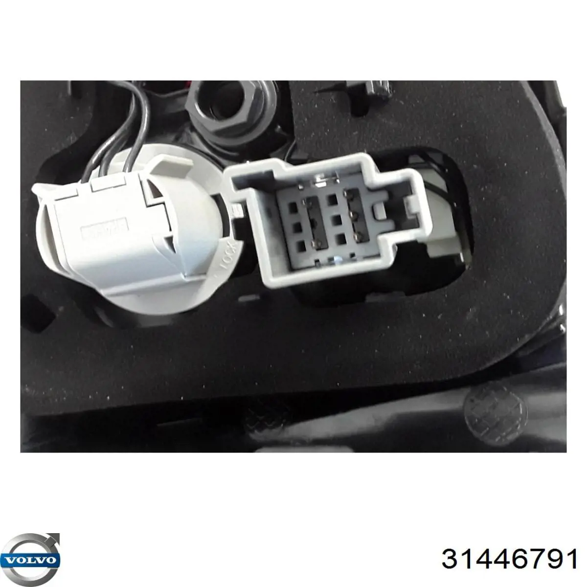 Compre Lanterna traseira direita Volvo XC40 