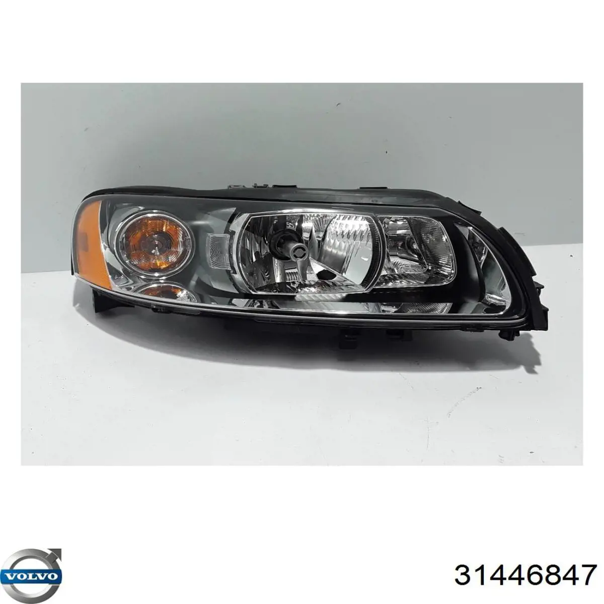 Compre 30784250 Volvo Luz direita