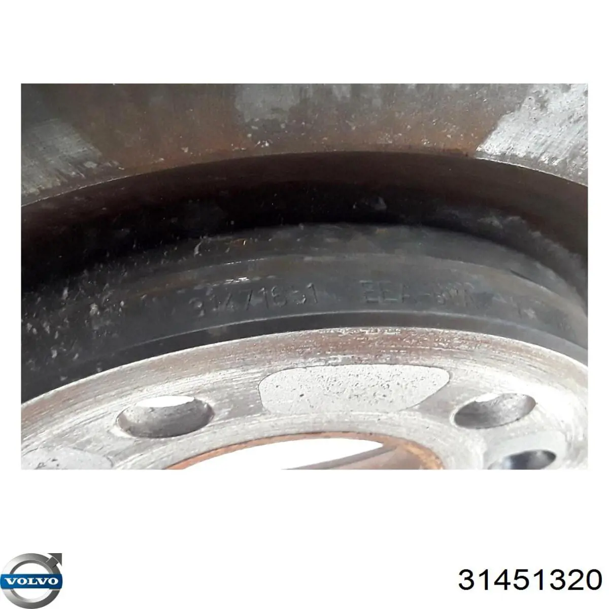 31451320 Volvo Estabilizador traseiro