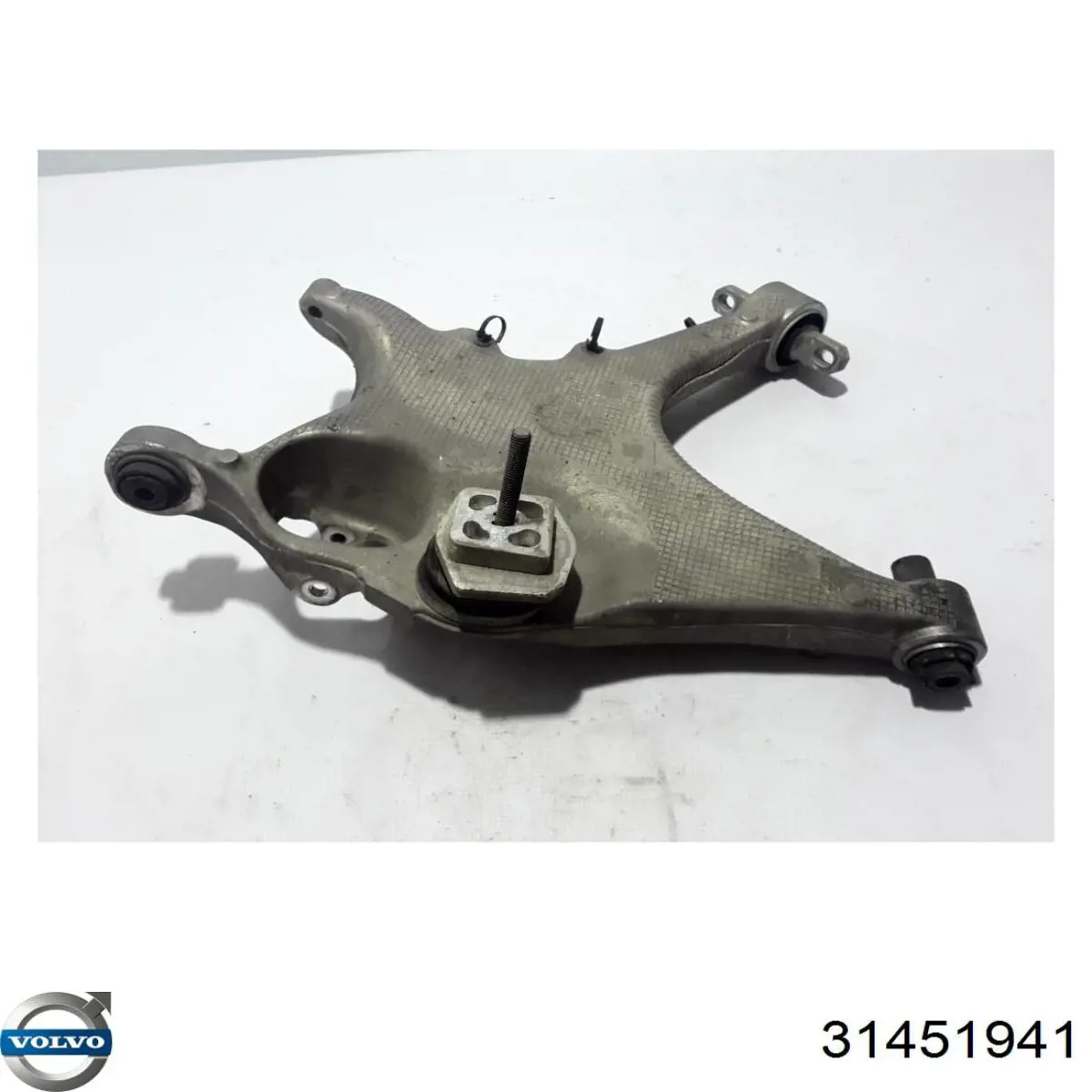 31451941 Volvo Braço oscilante inferior esquerdo de suspensão traseira