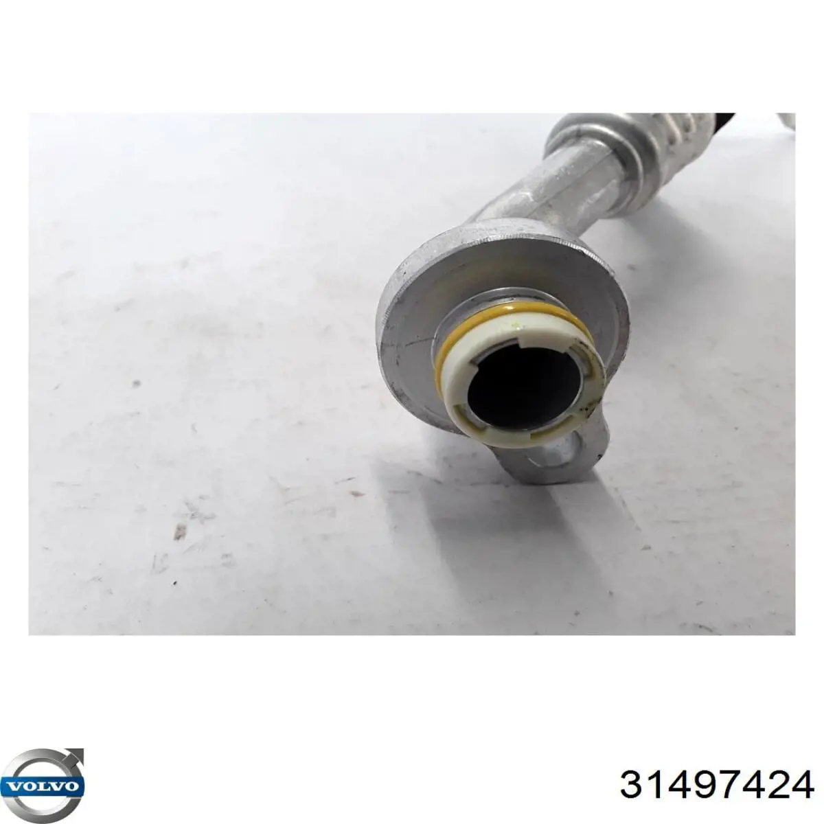 31497424 Volvo Mangueira de aparelho de ar condicionado, desde o vaporizador traseiro até o compressor