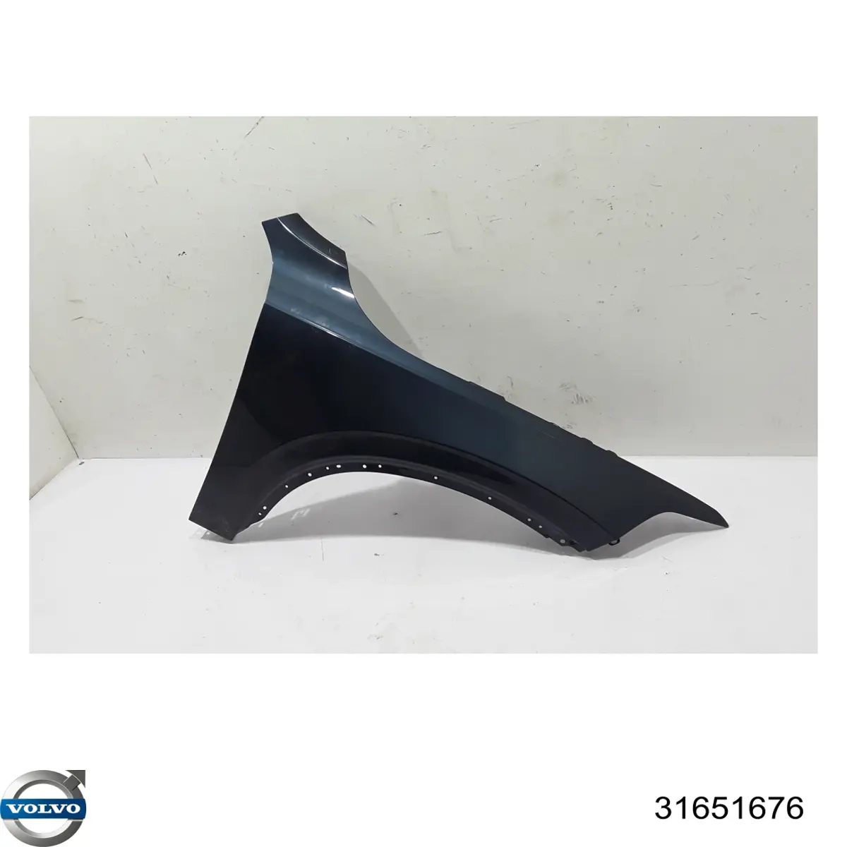 Pára-lama dianteiro direito Volvo 31651676 preço, a partir de 269,03 USD