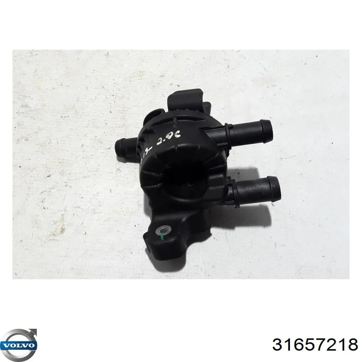 Válvula de regulação do fluido de esfriamento 31657218 Volvo