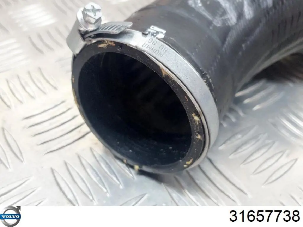 Mangueira (cano derivado) de intercooler Volvo 31657738 preço, a partir de 46,05 USD