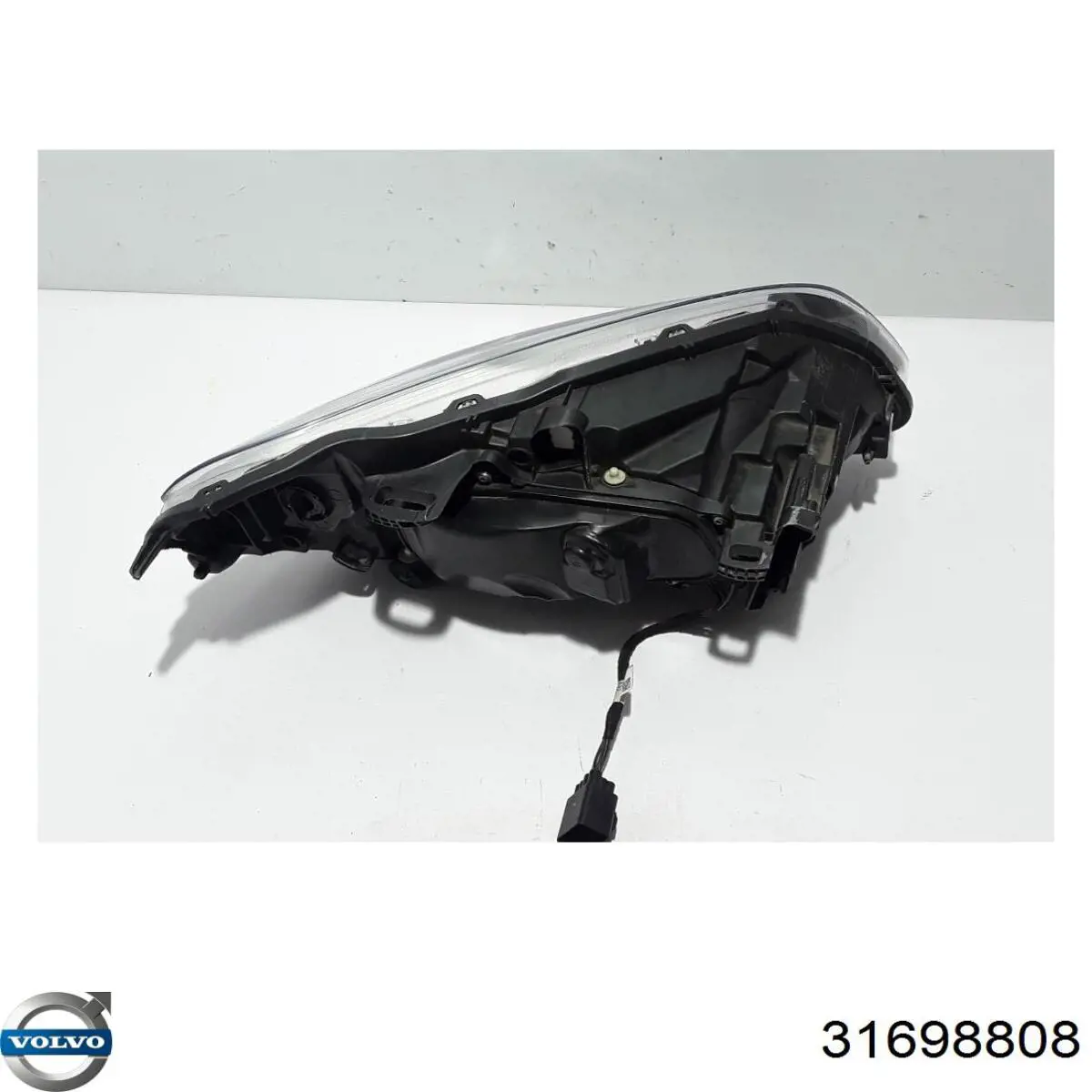  Volvo 31698808
