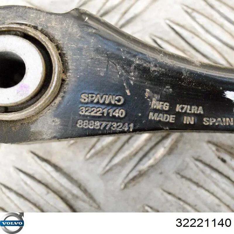 Braço oscilante de suspensão traseira transversal 32221140 Volvo