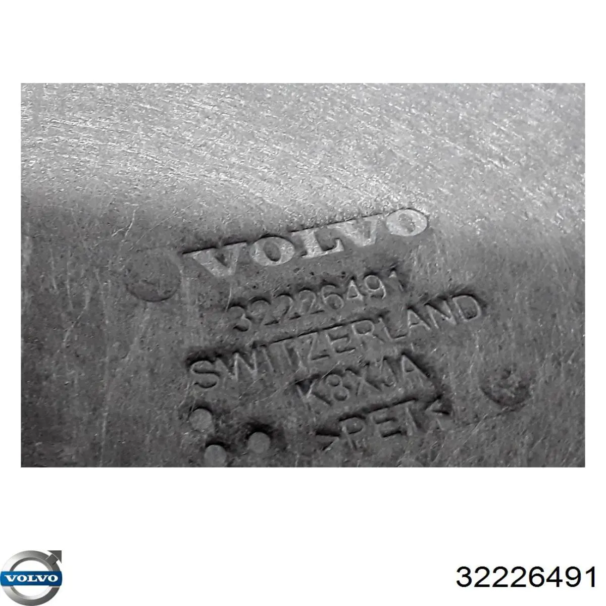 32226491 Volvo Proteção de motor, de panela (da seção de motor)