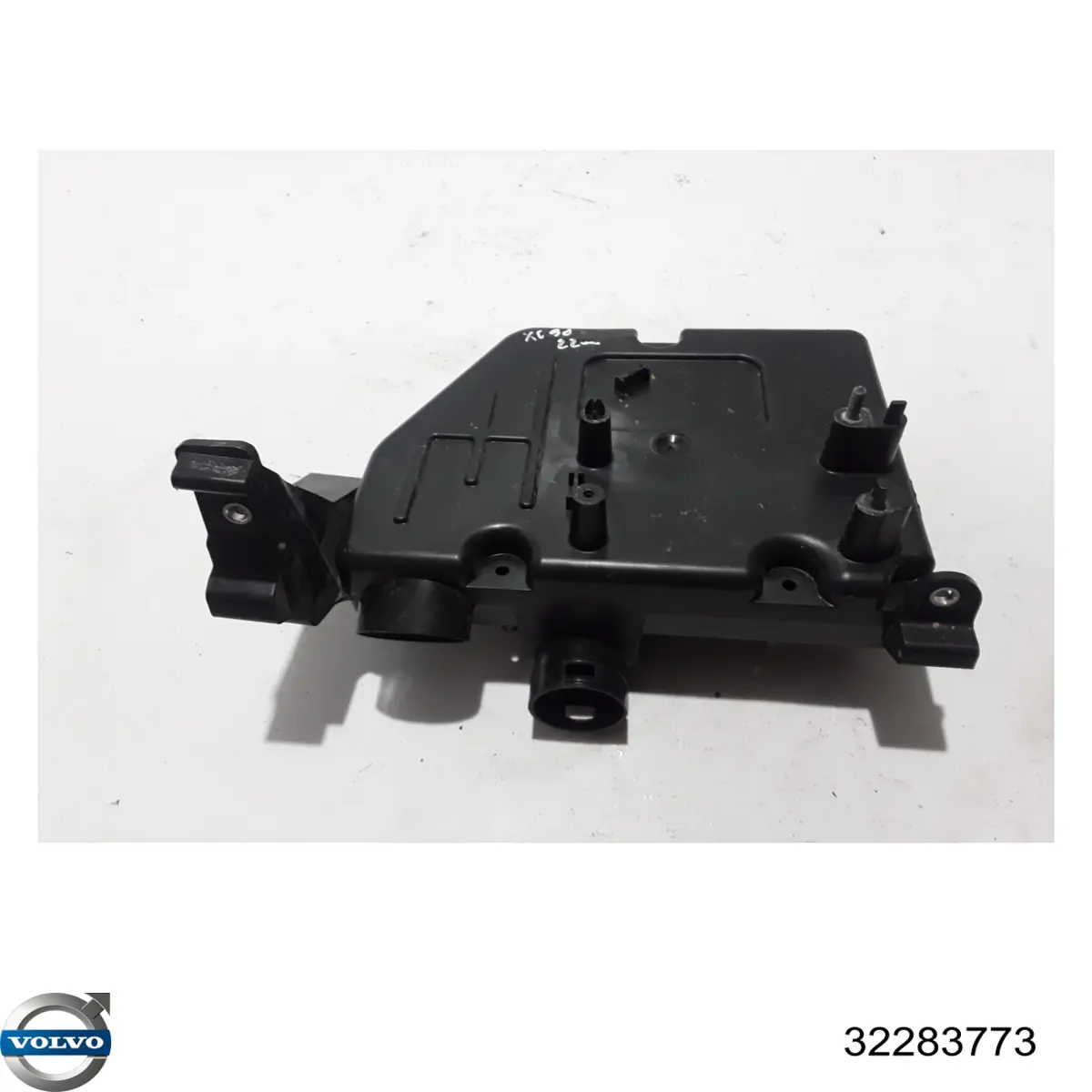 Ressonador de filtro de ar Volvo 32283773 preço, a partir de 83,17 USD