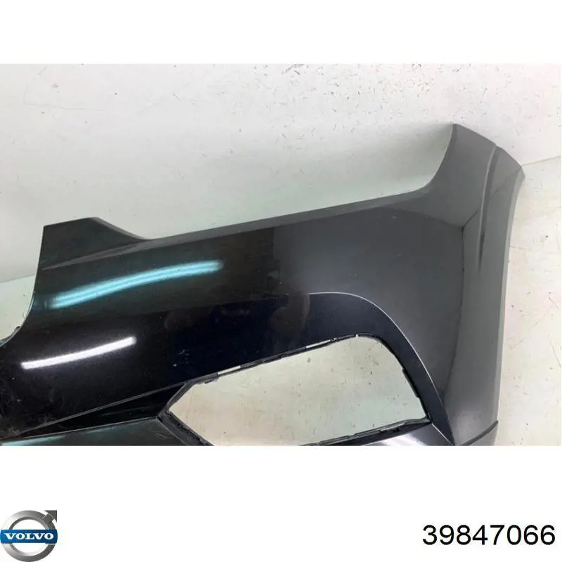 Pára-choque dianteiro Volvo XC60 II 246