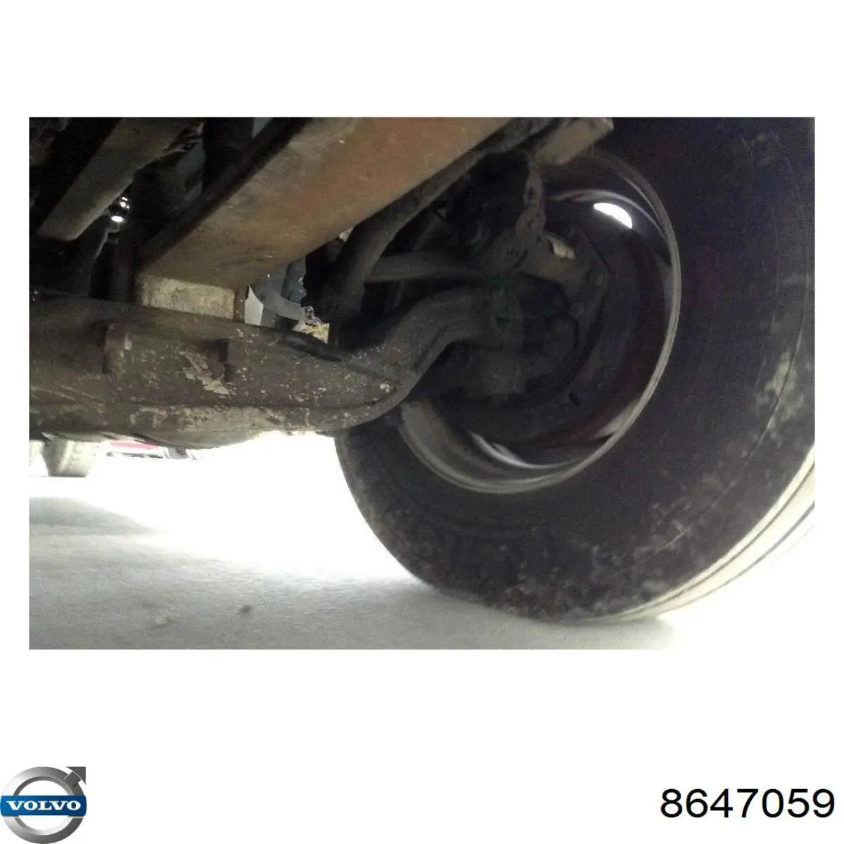 8647059 Volvo 