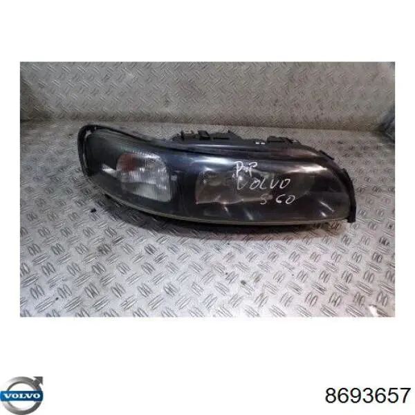 Luz direita Volvo 30655906 preço, a partir de 141,31 USD