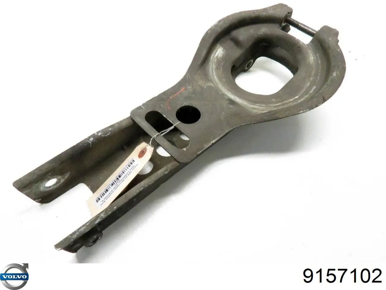Braço oscilante inferior esquerdo de suspensão traseira Volvo 9157102 preço, a partir de 52,78 USD