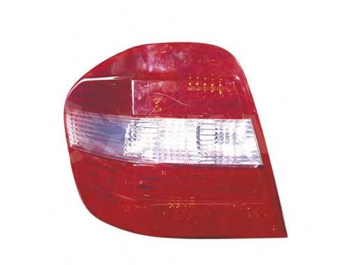 Lanterna traseira esquerda 1649061100 Mercedes