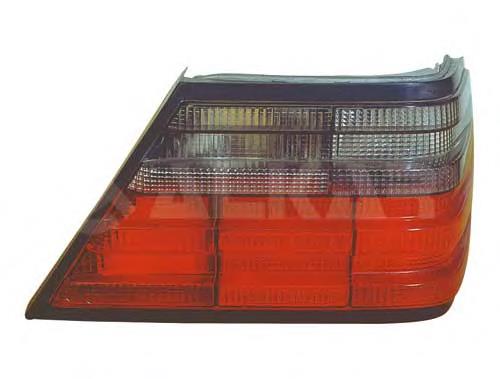 Lanterna traseira direita 1248201464 Mercedes