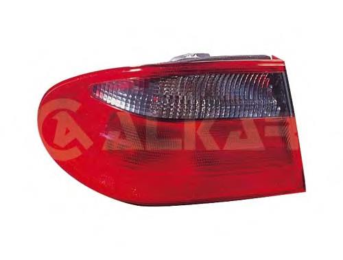 Lanterna traseira esquerda externa 2108208164 Mercedes