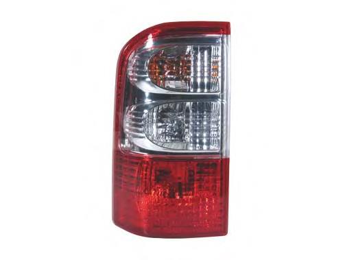 Lanterna traseira direita Nissan Patrol  Y61