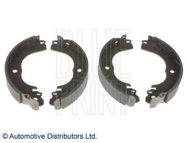 Sapatas do freio traseiras de tambor Nissan/Infiniti 44060ED025 preço, a partir de 30,58 USD