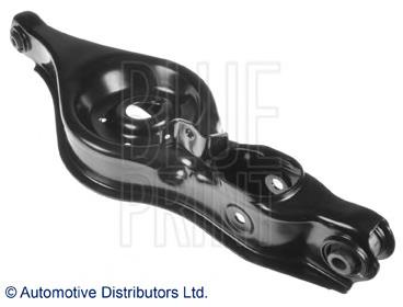 Braço oscilante inferior esquerdo de suspensão dianteira 1682736180 Peugeot/Citroen