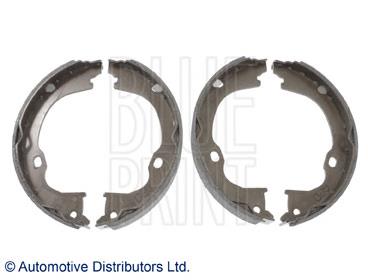 68003589AA Chrysler Sapatas do freio de estacionamento