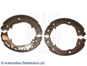 583504DA00 Hyundai/Kia Sapatas do freio de estacionamento