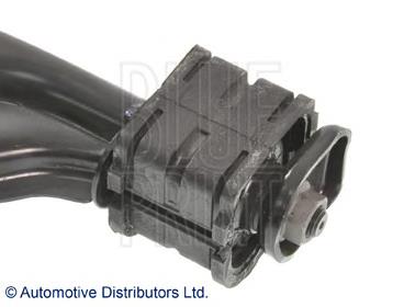 Compre 4620260B02 Suzuki Braço oscilante inferior esquerdo de suspensão traseira