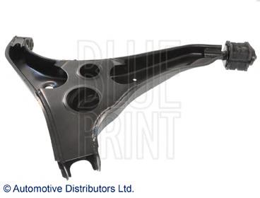 Braço oscilante inferior esquerdo de suspensão traseira Suzuki 4620260B02